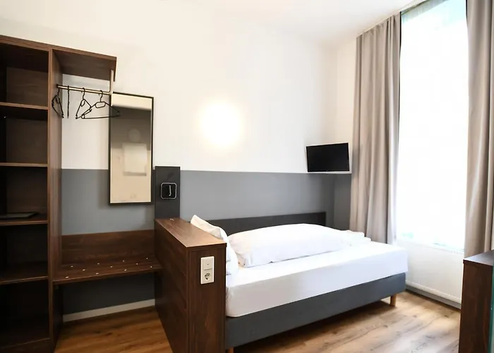 Hotel Apadana Frankfurt Francfort-sur-le-Main