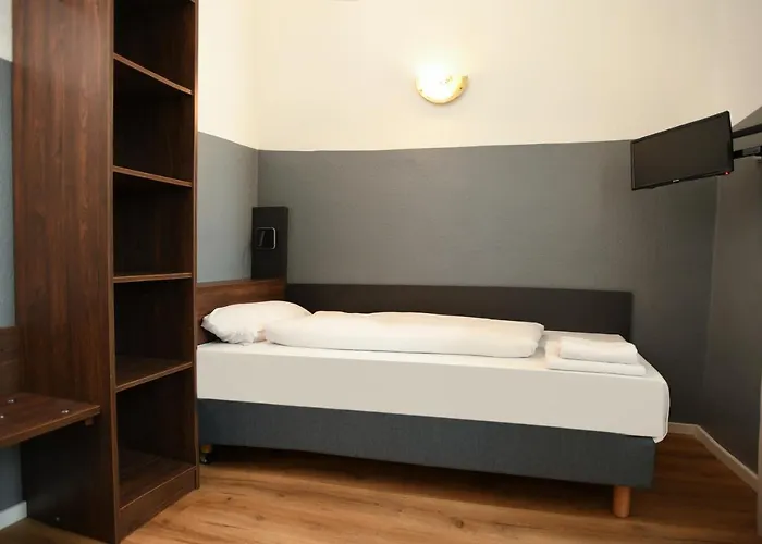 Hotel Apadana Frankfurt Francfort-sur-le-Main