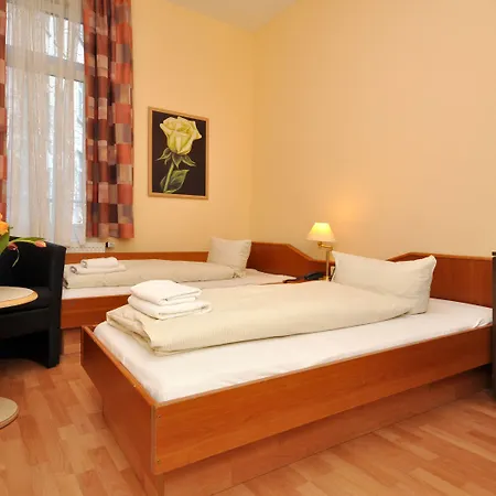 Apadana Frankfurt Hotel Frankfurt nad Menem