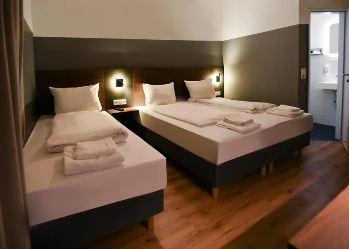 Hotel Apadana Frankfurt Frankfurt nad Mohanem